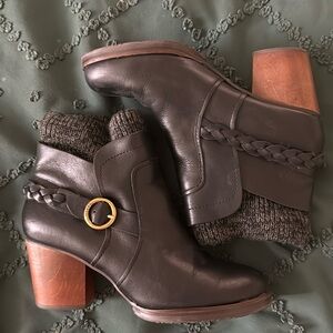 Fossil black heeled boots